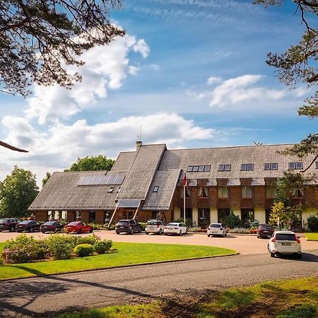 Abzali Hotel And Restaurant With Self Check-In Ādaži エクステリア 写真