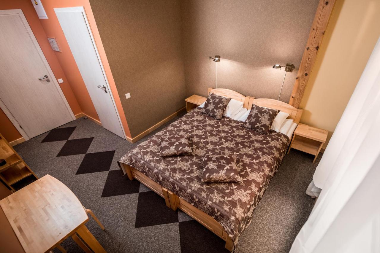 Abzali Hotel And Restaurant With Self Check-In Ādaži エクステリア 写真